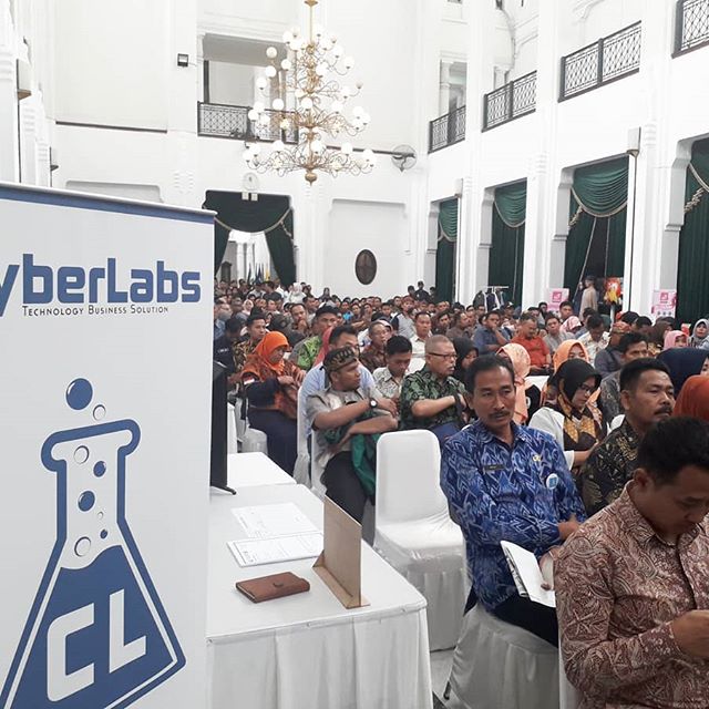CyberLabs dalam acara Bumdes Jawa Barat