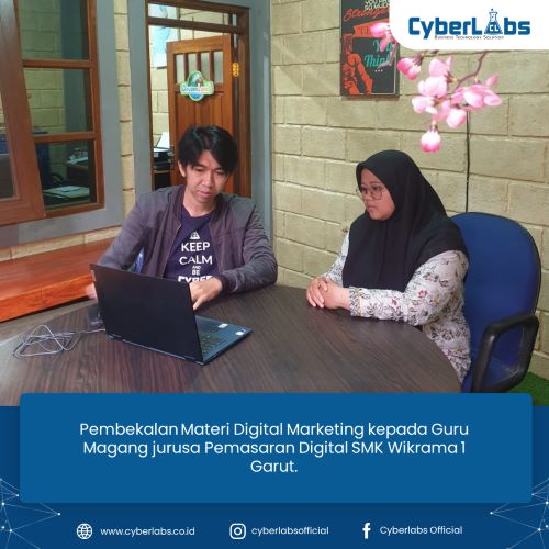 Pembekalan Materi Digital Marketing kepada Guru Magang jurusan Pemasaran Digital SMK Wikrama 1 Garut - small