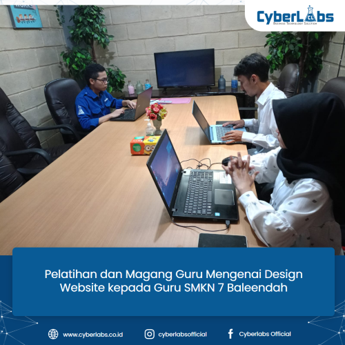 CyberLabs memberikan pelatihan kepada guru magang jurusan Rekayasa Perangkat Lunak dari SMKN 7 BaleEndah.